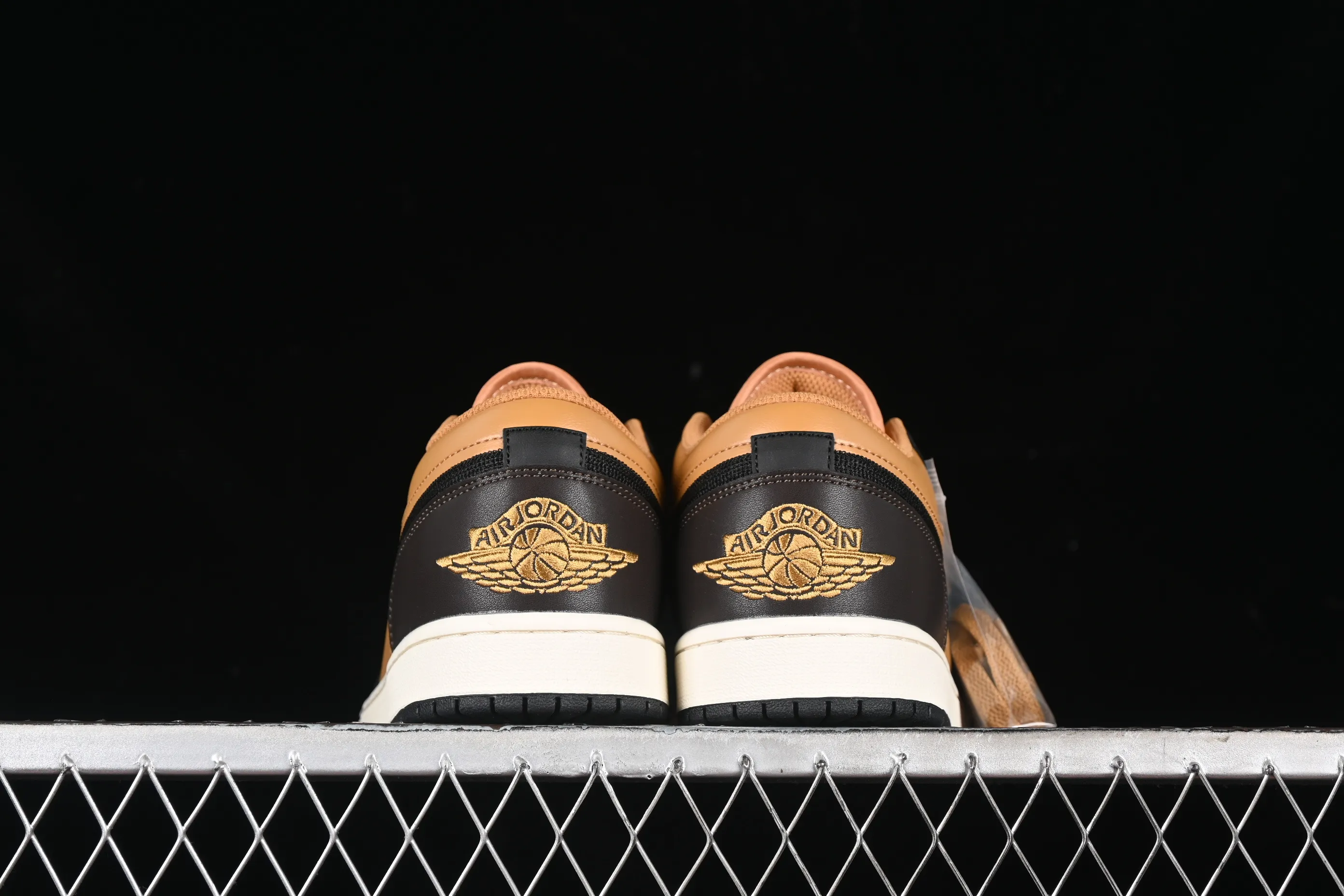 All categories Air Jordan Jordan series basketball shoes Air Jordan 1 Low Air Jordan 1 Low "Flax/Baroque Brown" AJ1 Joe 1 Tan low-top cultural basketball shoes HQ3603-201